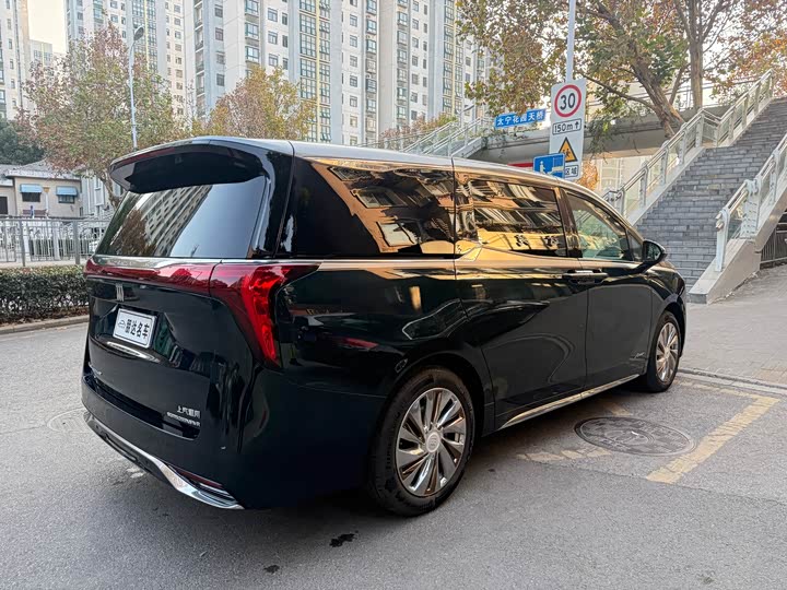 Buick GL8 Century 2025 2025款 2.0T 四座私享版