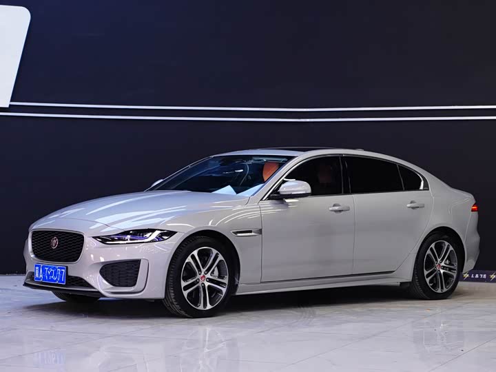 Jaguar XE L 2024 2024款 2.0T 250PS R-DYNAMIC S进取运动版
