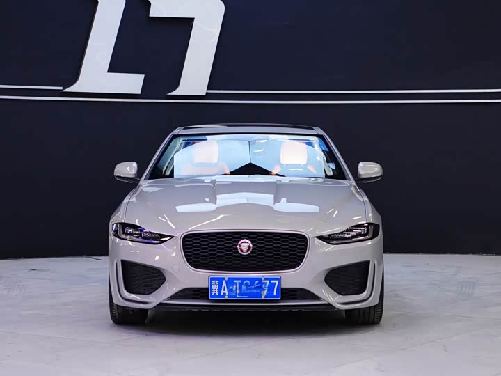 Jaguar XE L 2024 2024款 2.0T 250PS R-DYNAMIC S进取运动版