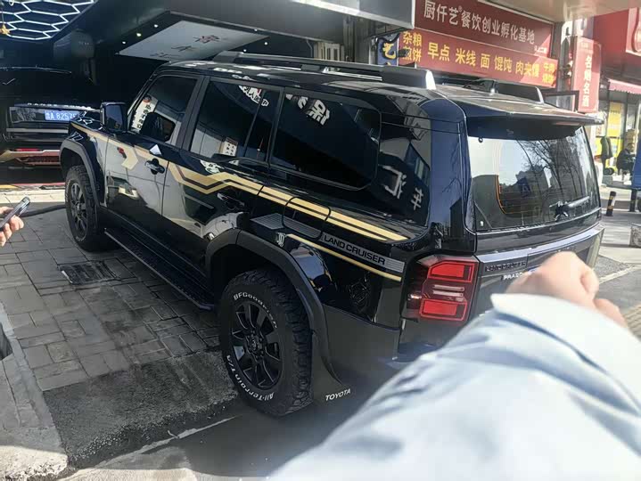 Toyota Prado 2025 2025款 2.4T 悍野WX版 6座