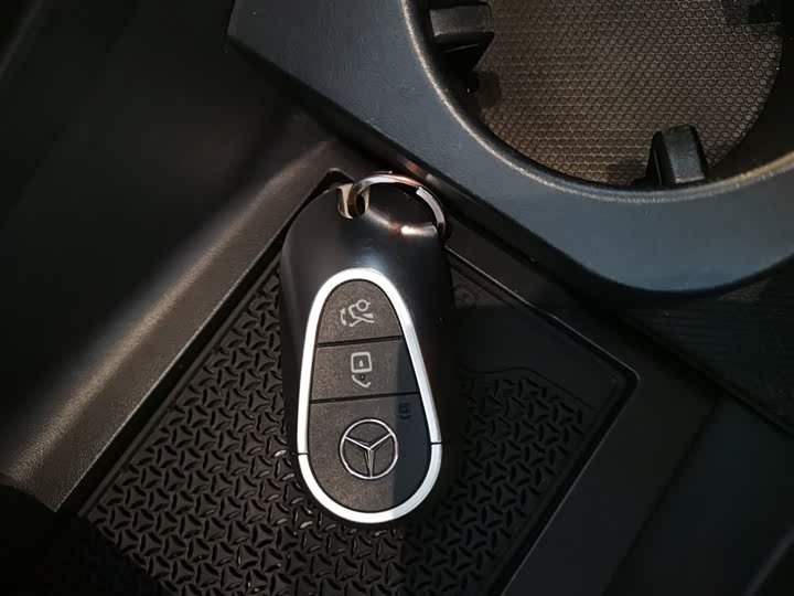 Mercedes-Benz EQE SUV 2023 2023款 350 4MATIC 豪华版