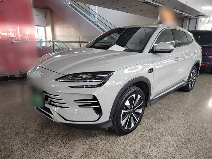 2025 BYD Song Plus Hybrid/EV