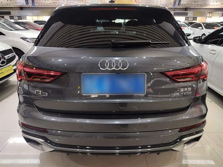Audi Q3 2024 2024款 35 TFSI 时尚动感型