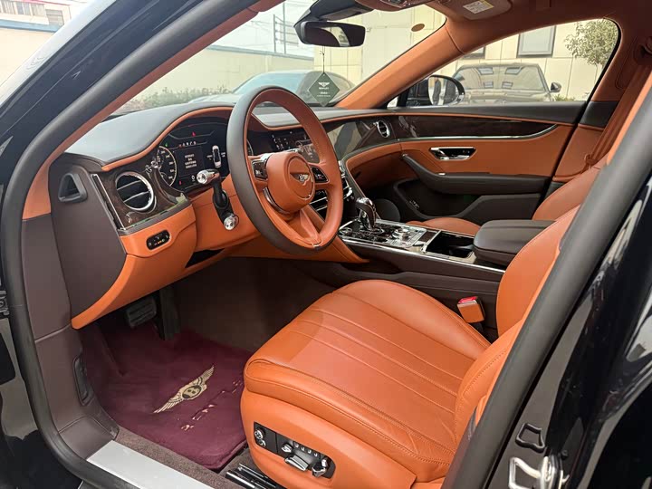 Bentley Flying Spur 2023 2023款 4.0T V8 S