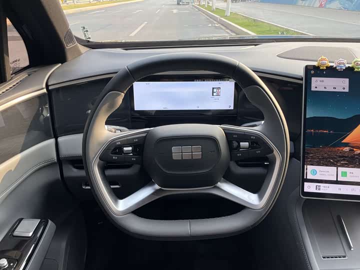 Geely Galaxy L7 2025 2025款 EM-i 115km 探索版