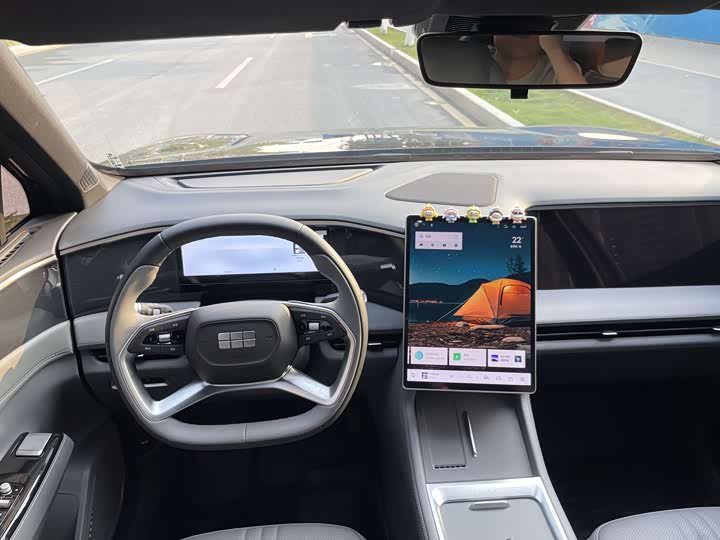 Geely Galaxy L7 2025 2025款 EM-i 115km 探索版