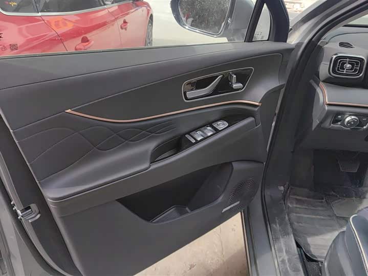 Chery Tiggo 9 2023 2023款 2.0T 双离合两驱豪华版 5座