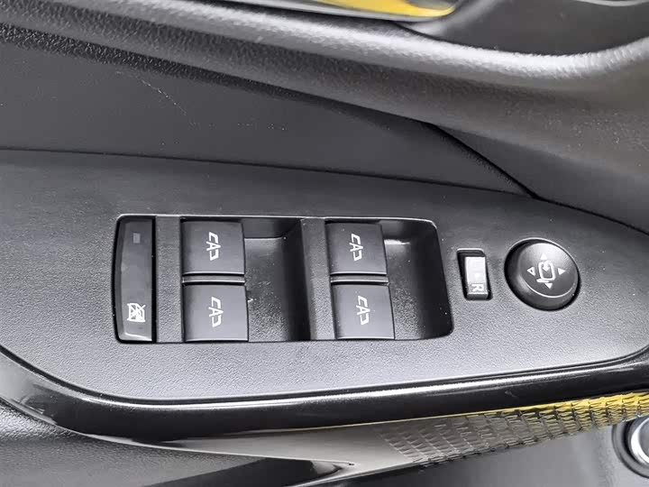 Chevrolet Seeker 2022 2022款 1.5T CVT潮智版