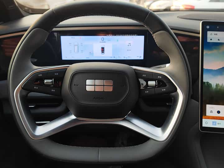 Geely Galaxy L7 2025 2025款 EM-i 115km 远航版