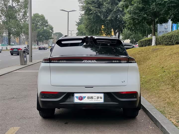 Dongfeng Aeolus L7 2024 2024款 205 Pro