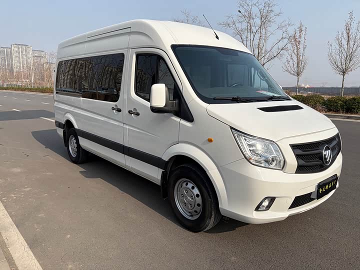 Foton Tuyano 2022 2022款 2.0T手动通途多功能长轴中顶后单胎5/6/7/9座4F20TC3