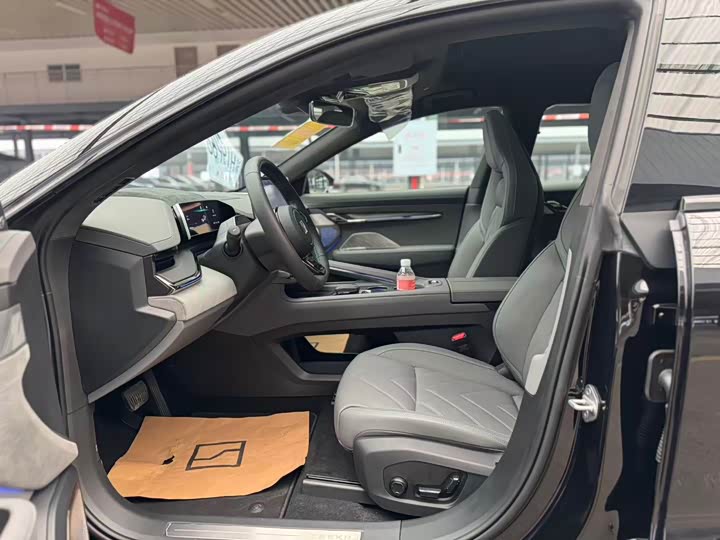 Zeekr 001 2023 2023款 WE版 86kWh