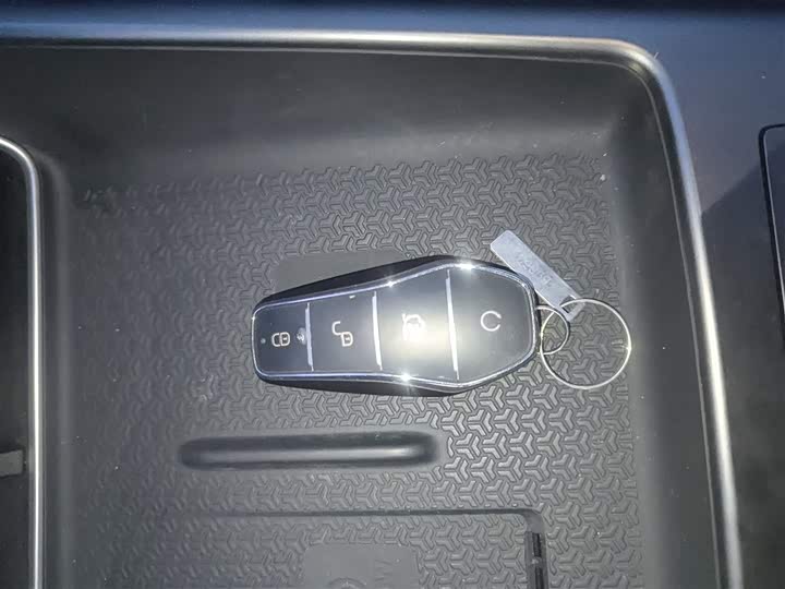 BYD Song Pro Hybrid 2025 2025款 第二代 DM-i 115KM超越型