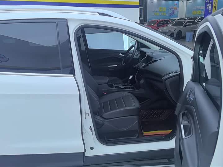 Ford Escape (Kuga) 2019 2019款 EcoBoost 180 两驱铂翼型 国VI
