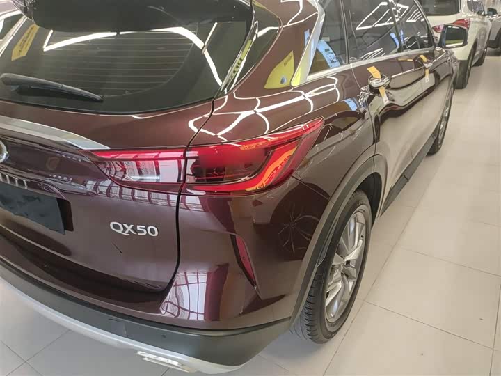 Infiniti QX50 2020 2020款 改款 2.0T 两驱时尚版