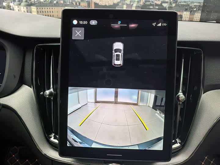 Volvo XC60 2026 2026款 B5 四驱智逸豪华版