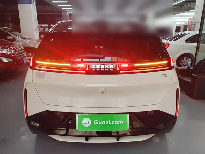 Zeekr X 2025 2025款 五座后驱版
