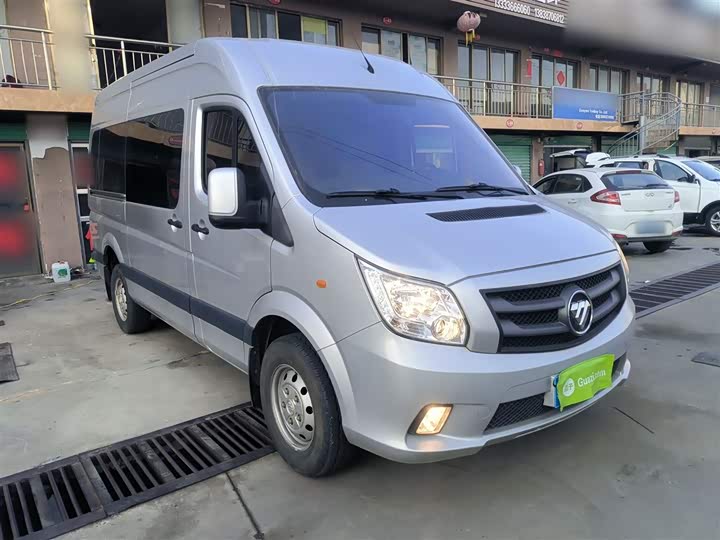 Foton Tuyano 2022 2022款 2.0T手动通途多功能长轴中顶后单胎5/6/7/9座4F20TC3