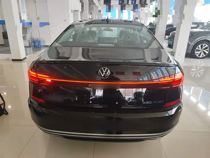 Volkswagen Passat Hybrid 2025 2025款 430PHEV 混动商务版