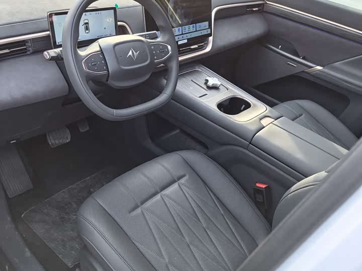 Dongfeng Yipai eπ 008 2025 2025款 210Max增程版 5座