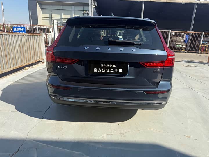Volvo V60 2024 2024款 B5 智远豪华版