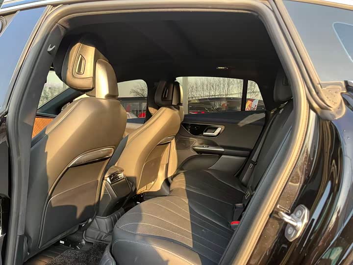 Mercedes-Benz EQE 2025 2025款 500 4MATIC 先锋版