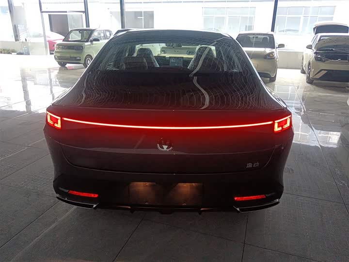 Changan Eado EV 2025 2025款 智慧新蓝鲸 145KM 战舰版