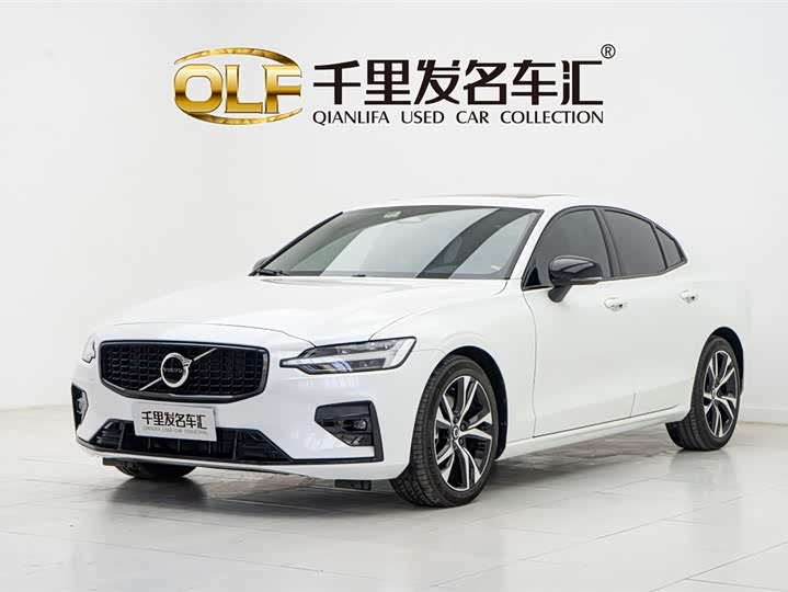 Volvo S60 2025 2025款 B5 智雅运动版