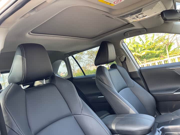 Toyota Wildlander 2024 2024款 2.0L CVT两驱都市版