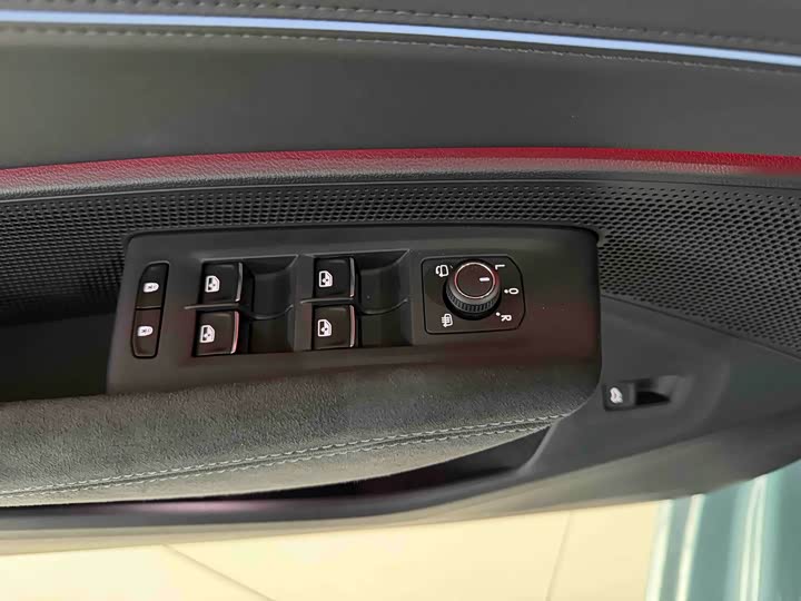 Volkswagen Passat 2025 2025款 Pro 380TSI 星空龙尊版