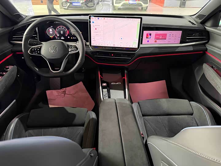 Volkswagen Passat 2025 2025款 Pro 380TSI 星空龙尊版