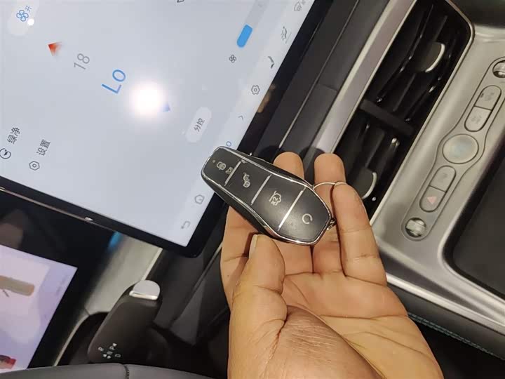 BYD Sea Lion 07 DM-i Hybrid 2025 2025款 150 领航+版