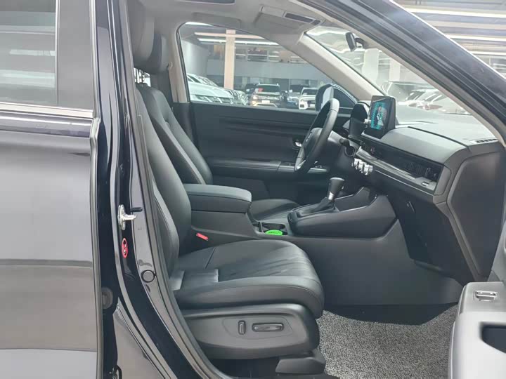 Honda Breeze 2025 2025款 240TURBO 两驱豪华版 5座