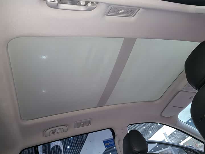 Roewe RX8 2019 2019款 30T 智联网两驱超群旗舰版