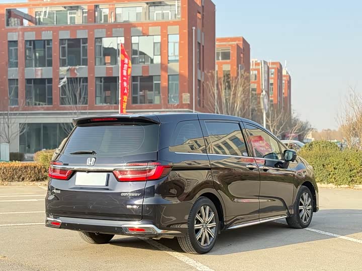 Honda Odyssey 2024 2024款 2.0L e:HEV 锐·智享版