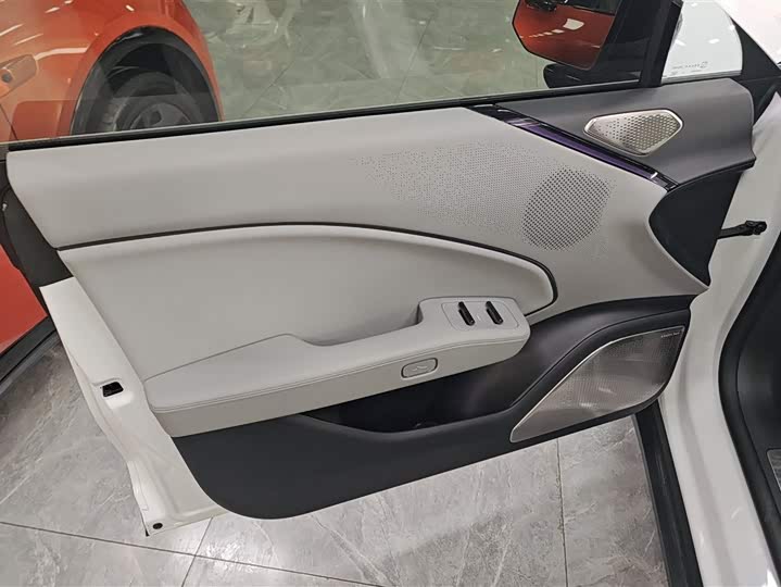 Zeekr 007 2025 2025款 后驱智驾版 75kWh