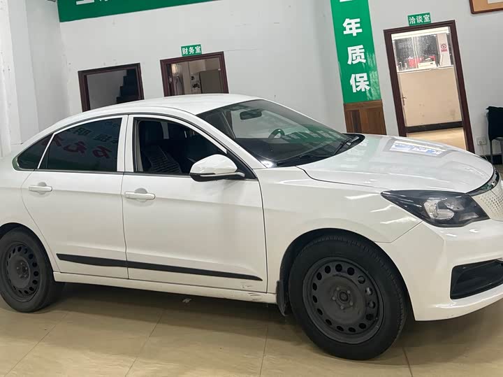 Dongfeng Aeolus E70 2022 2022款 500 超享版