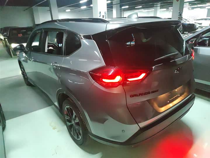 Chevrolet Orlando 2020 2020款 轻混 Redline 530T 自动纵享版（5+2款）