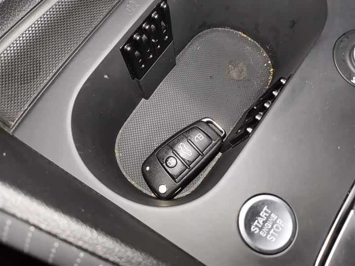 Audi Q2L 2024 2024款 35TFSI 时尚致雅型