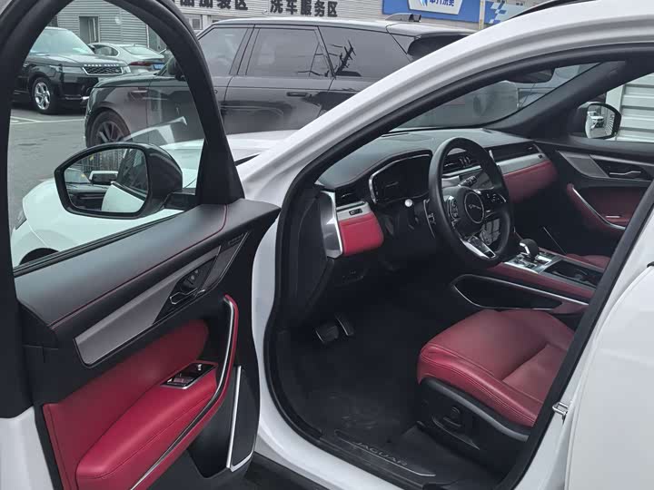 Jaguar F-Pace 2024 2024款 P250 R-Dynamic SE