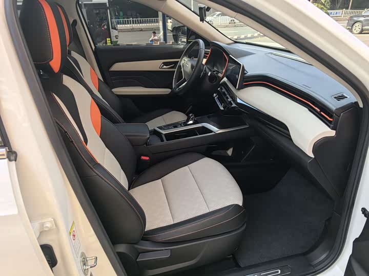 Haval Chitu 2021 2021款 激擎版 1.5T 白银兔