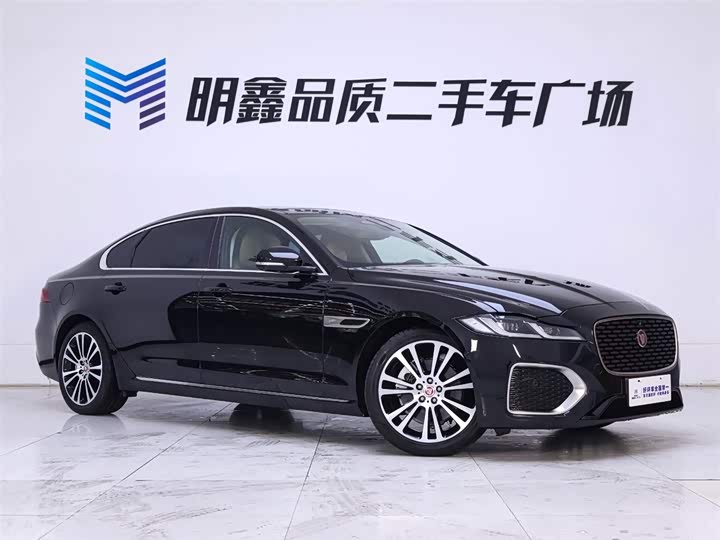 Jaguar XF L 2024 2024款 2.0T P250 两驱尊享豪华版
