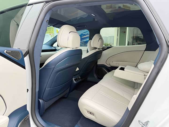 Zeekr 007 2024 2024款 后驱增强版 75kWh