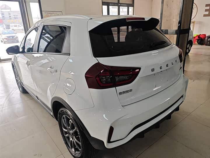 Geely Vision X3 2021 2021款 PRO 1.5L CVT尊贵型