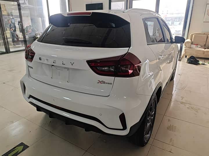 Geely Vision X3 2021 2021款 PRO 1.5L CVT尊贵型