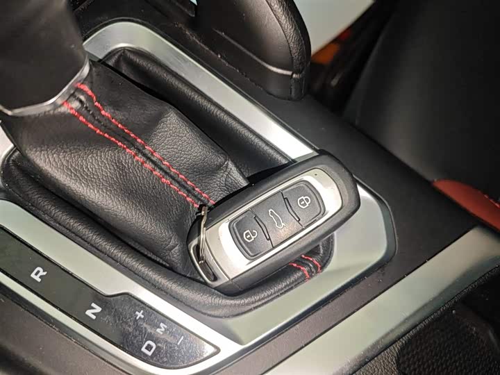 Geely Vision X3 2021 2021款 PRO 1.5L CVT尊贵型