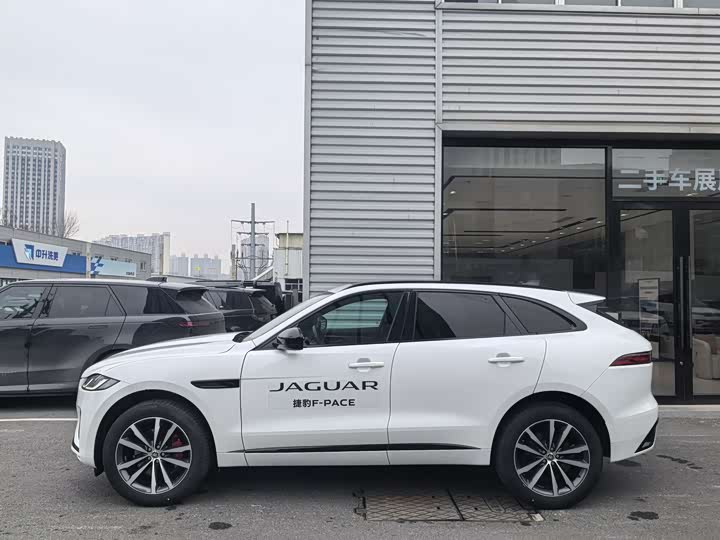 Jaguar F-Pace 2024 2024款 P250 R-Dynamic SE