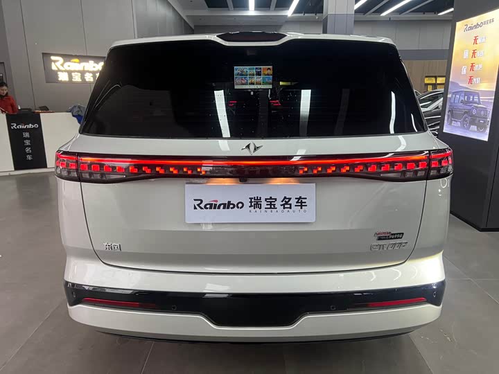 Dongfeng Yipai eπ 008 2025 2025款 210Ultra增程版 5座
