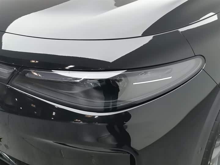 Leapmotor C16 2026 2026款 增程 280激光雷达智尊版 6座