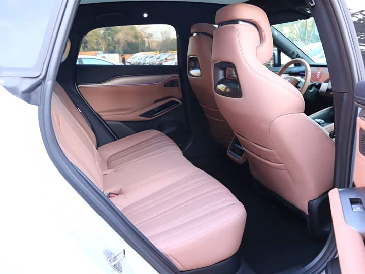 BYD Song L 2025 2025款 智驾版 662km 激光雷达卓越型